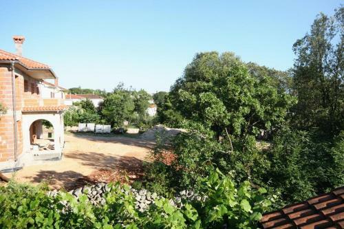 Apartments With A Parking Space Pinezici (Krk) - 5440