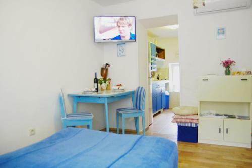 Promenade Apartment