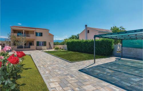 Four-bedroom Holiday Home In Vrsi