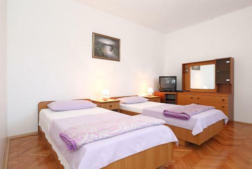 Apartments Lenka