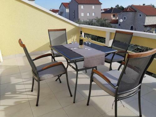 Apartments By The Sea Vrsi - Mulo (zadar) - 5859