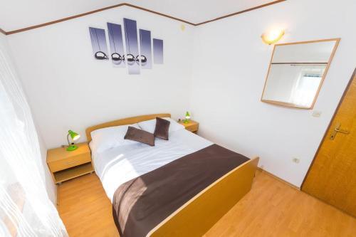 Apartments By The Sea Vrsi - Mulo (zadar) - 5951