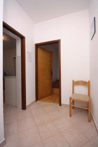 Apartments By The Sea Vrsi - Mulo (zadar) - 5951