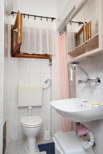 Apartments By The Sea Vrsi - Mulo (zadar) - 5798