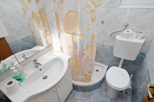 Apartments By The Sea Vrsi - Mulo (zadar) - 5844