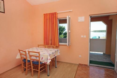 Apartments By The Sea Vrsi - Mulo (zadar) - 5844
