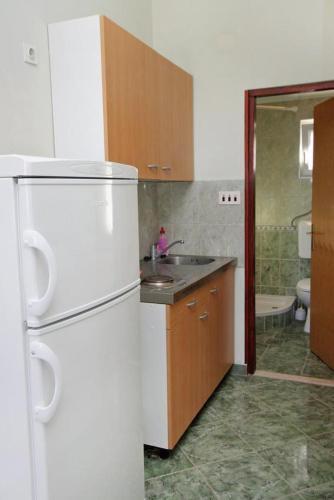 Apartments By The Sea Vrsi - Mulo (zadar) - 5844