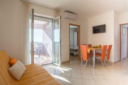 Apartments Jurja I
