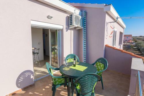 Apartments Jurja I