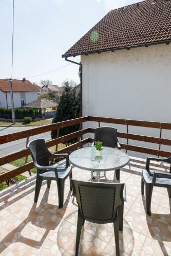 Apartmani Maraton