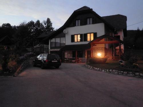 Hostal Apartments Poljanak