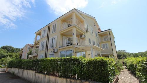 Apartment In Malinska/insel Krk 12989