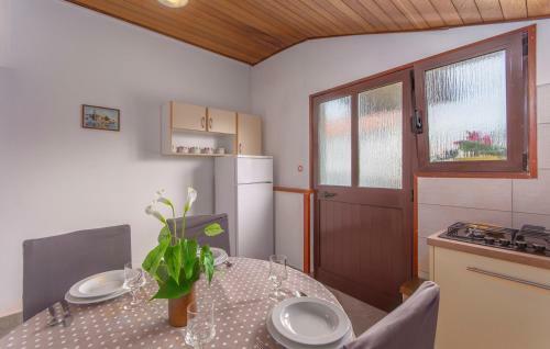 Hostal Apartment Emili