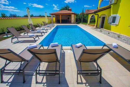 Hostal Apartment Complex Villa Andrea