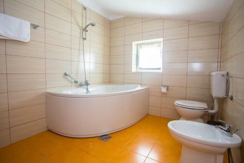 Hostal Apartment Complex Villa Andrea