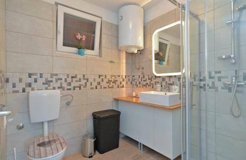 Apartment Mladen 1660