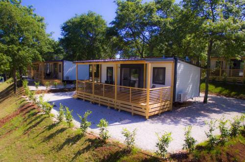 Sunny Mobile Homes Pore?