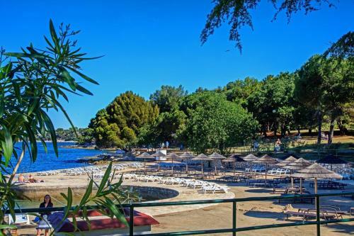 Hostal Apartment Complex Mendikovic