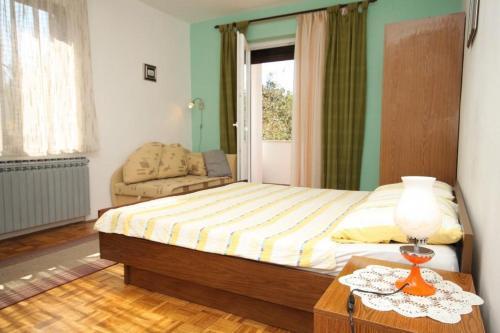 Apartments And Rooms With Parking Space Porec - 6917