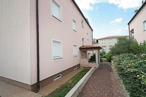 Apartment Bilic With Balcony