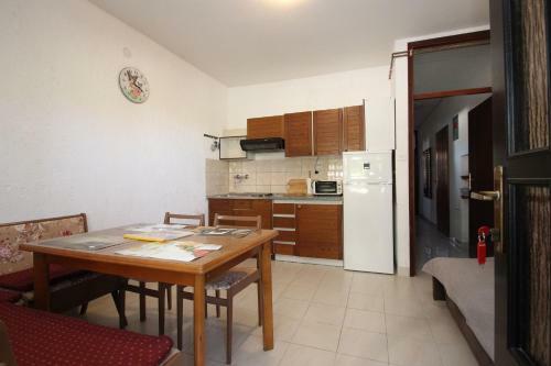 Apartment Sasa Bozac