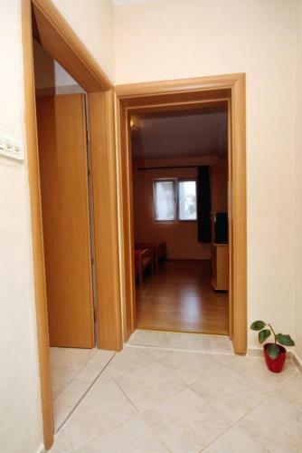 Apartments By The Sea Posedarje (novigrad) - 6240