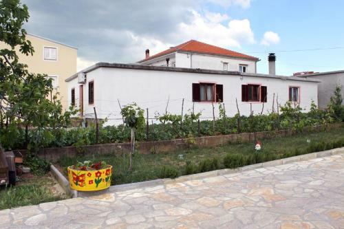 Apartments By The Sea Posedarje (novigrad) - 6240