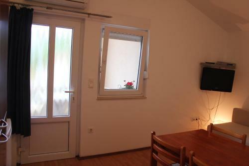 Apartments Nikolina