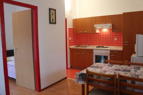Apartments Nikolina