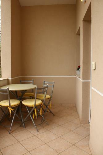 Apartments Nikolina