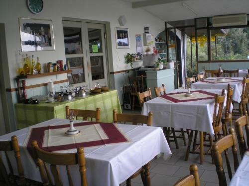 Hostal Pansion Adria Haus