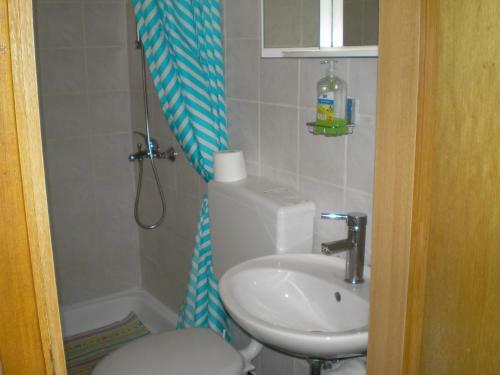 Hostal Pansion Adria Haus