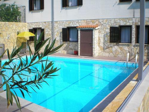 Hostal Pansion Adria Haus