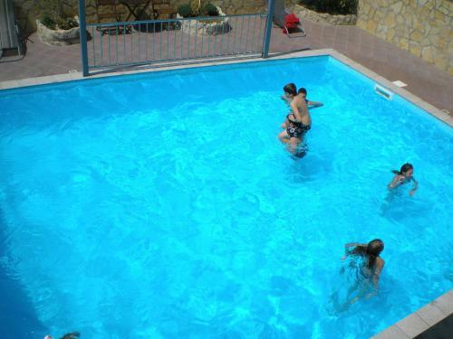 Hostal Pansion Adria Haus