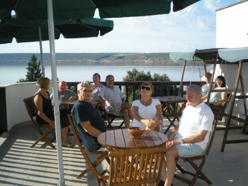 Hostal Pansion Adria Haus