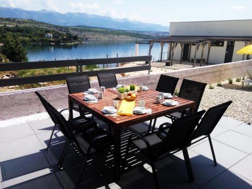 Seaside Holiday House Posedarje (novigrad) - 15961