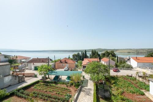 Apartments By The Sea Posedarje (novigrad) - 6190