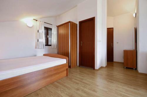 Apartment ?kolj 3