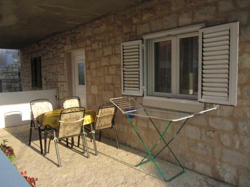 One Bedroom Apartment Jadran