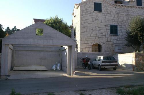 Apartment Postira 739d