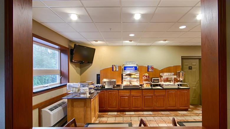 Best Western Plus Sandusky Hot