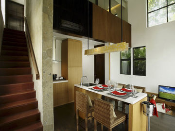 Hotel Centra Taum