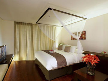 Hotel Centra Taum