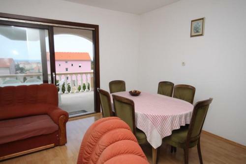 Apartment Povljana 224e