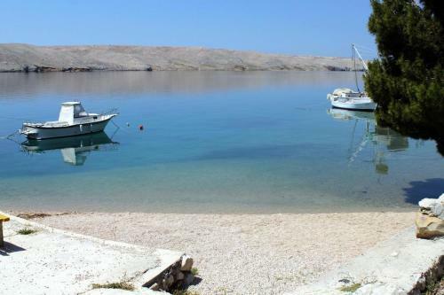 Apartments By The Sea Dinjiska (pag) - 9386