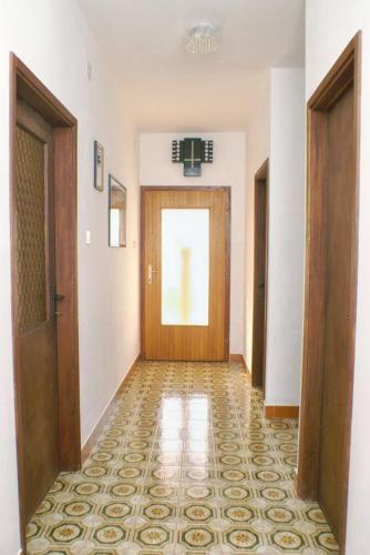 Apartments With A Parking Space Vlasici (pag) - 4140