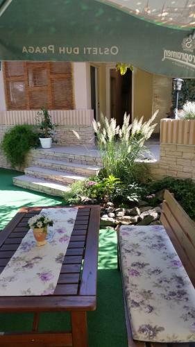 Hostal Guest House Grgin Dol