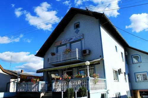 Hostal Guest House Bagi