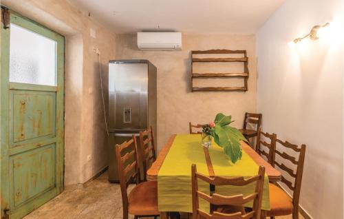 Holiday Home Preko Put Kusterinih