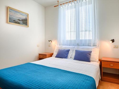 Apartment House Premate
